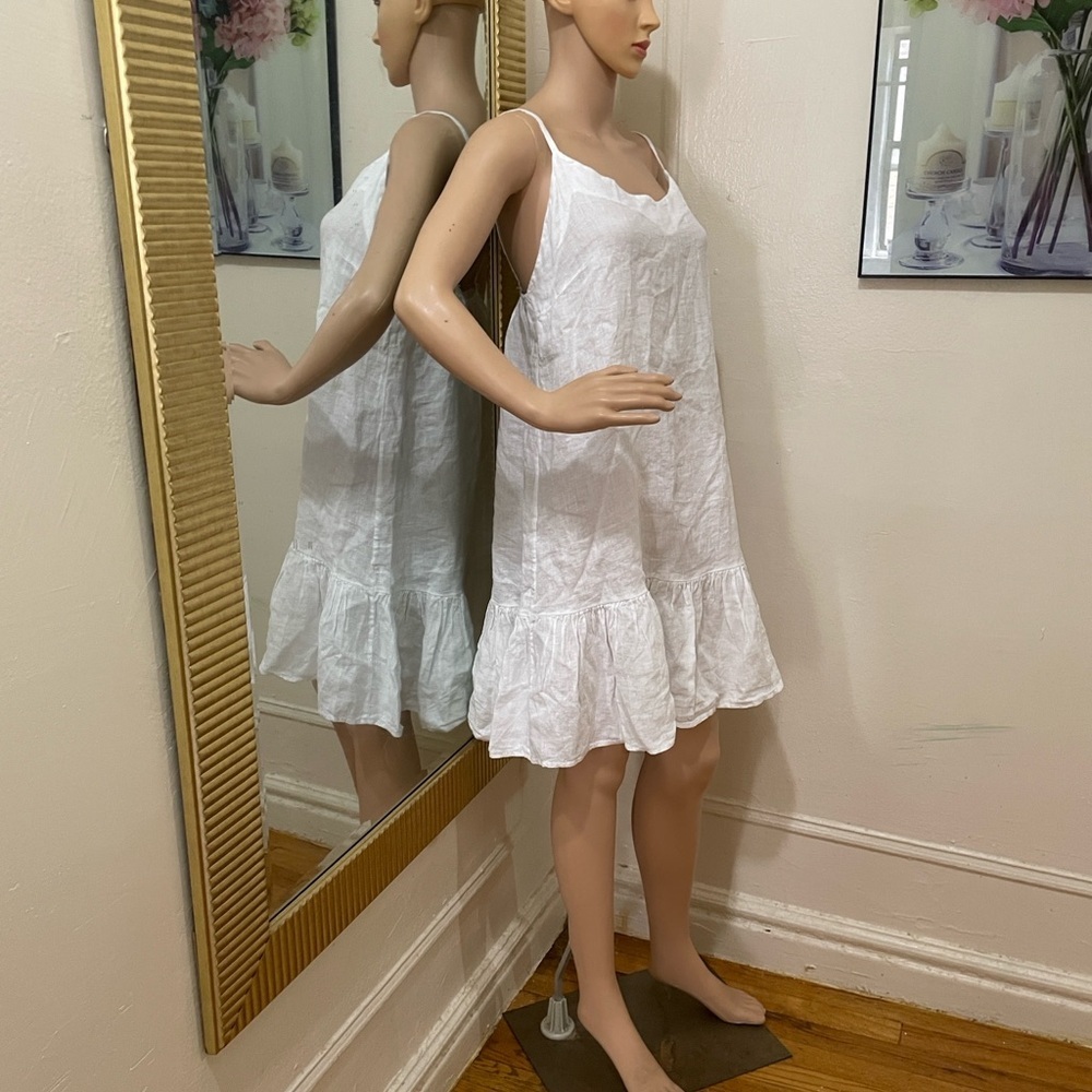 Bellambra Chic White Sleeveless mini dress - Picture 14 of 14
